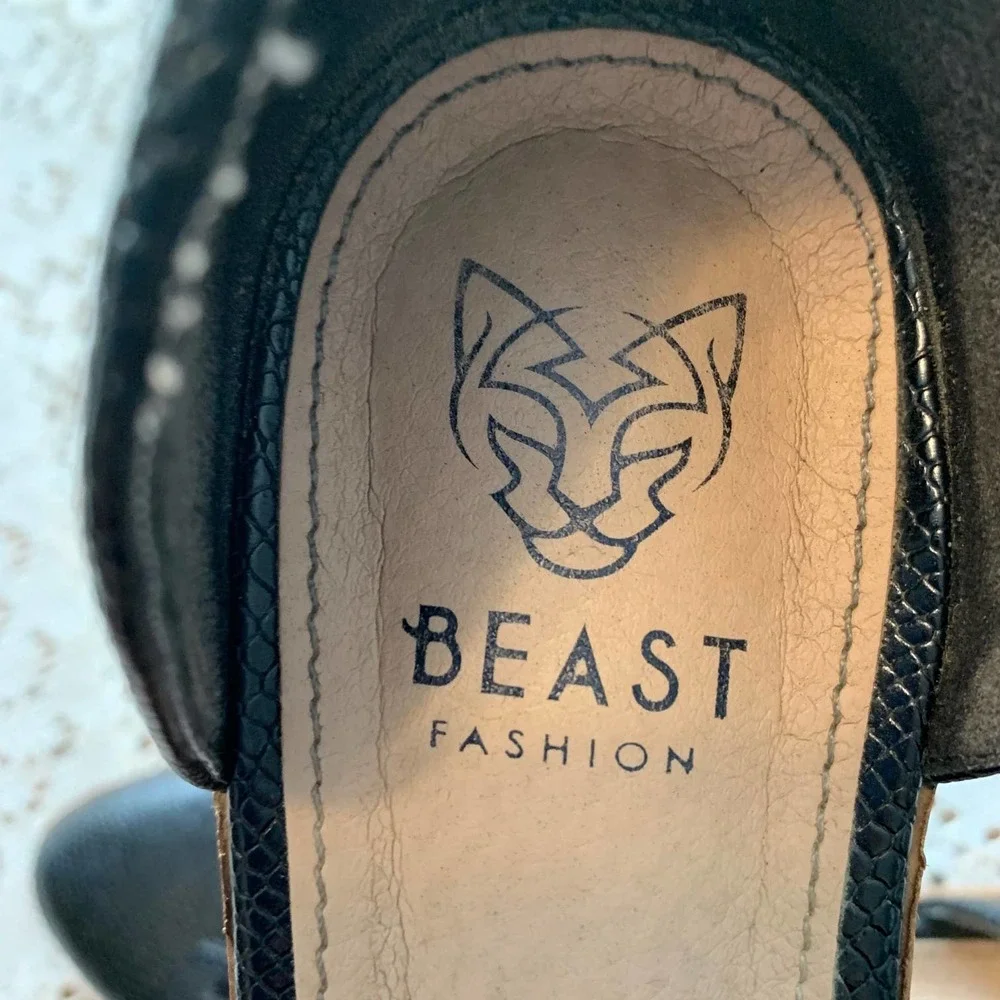 Beast Fashion Carter Dorsay Tassel‎ Shoes Women's Size 6